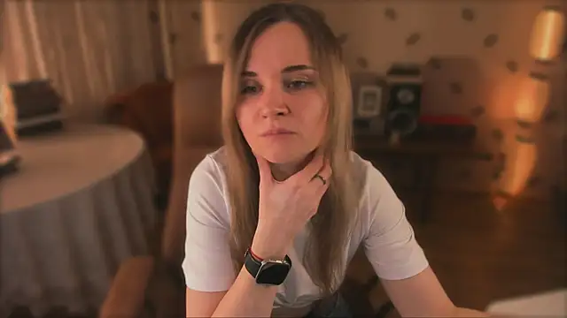 MiaSparkes online show from 13, 5, 2026