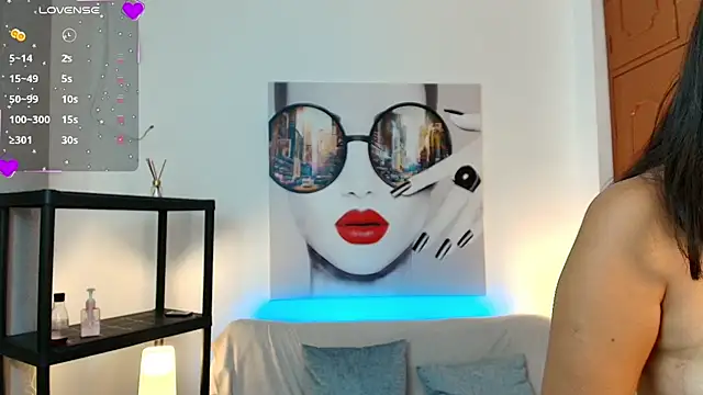 Luna Ferrer10 online show from 2, 7, 2026