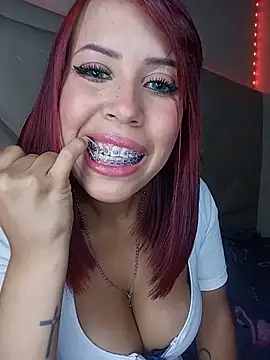 Snapshot of Samiragrey chatting on 3, 6, 2026 Samiragrey online show from 3, 6, 2026