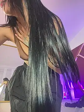 ZoeHarpers online show from 18, 4, 2026