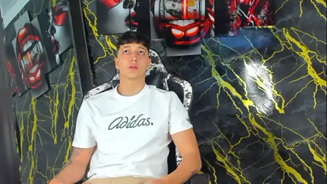 eithan boy  online show from 16, 4, 2026