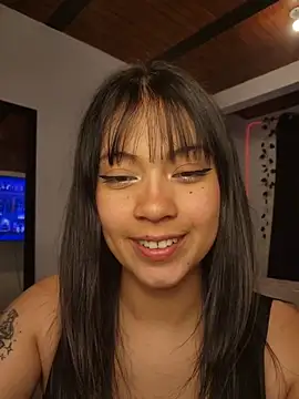 NefertitiXO online show from 1, 7, 2026