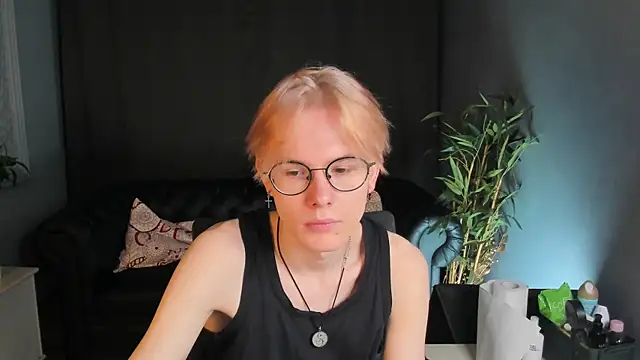 Liam Blair online show from 16, 4, 2026