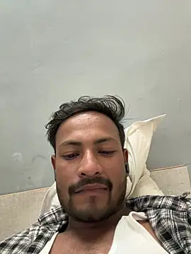 newdelhiBOY  online show from 17, 4, 2026