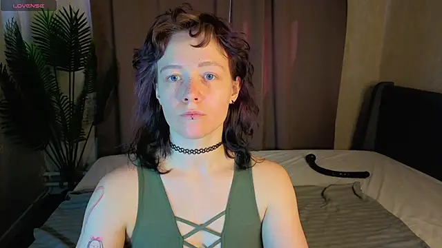 Ricki Bloom online show from 23, 4, 2026