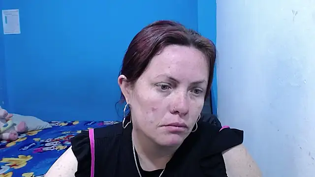 Snapshot of carolinhe26 chatting on 9, 7, 2026 carolinhe26 online show from 9, 7, 2026