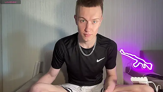Snapshot of Travis_Gracile chatting on 6, 6, 2026 Travis Gracile online show from 6, 6, 2026