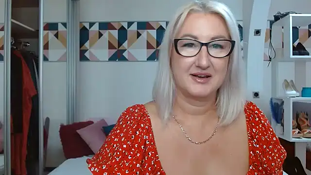 Snapshot of DianaFrances chatting on 18, 7, 2026 DianaFrances online show from 18, 7, 2026