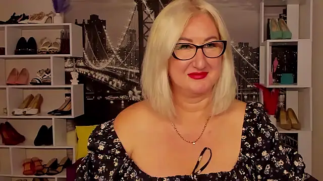 Snapshot of DianaFrances chatting on 30, 5, 2026 DianaFrances online show from 30, 5, 2026