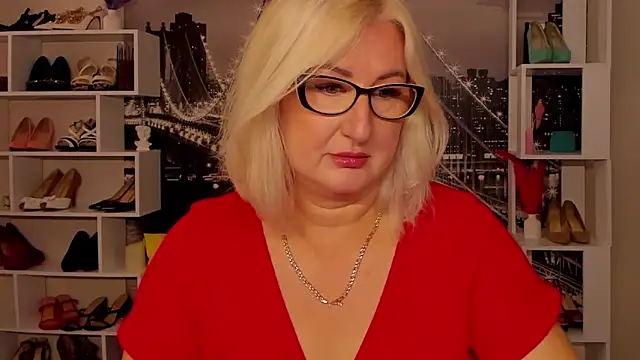 Snapshot of DianaFrances chatting on 31, 5, 2026 DianaFrances online show from 31, 5, 2026