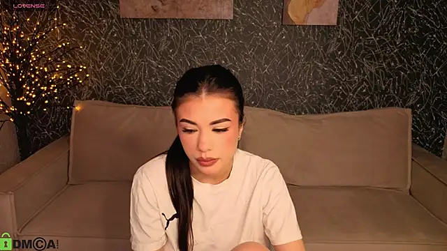 Alisha Blakee online show from 5, 5, 2026