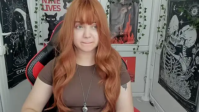 Snapshot of Caroline_cutte chatting on 15, 7, 2026 Caroline cutte online show from 15, 7, 2026