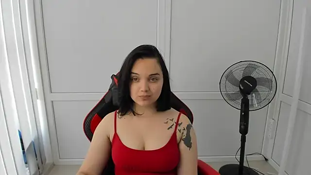 Snapshot of Caroline_cutte chatting on 17, 6, 2026 Caroline cutte online show from 17, 6, 2026