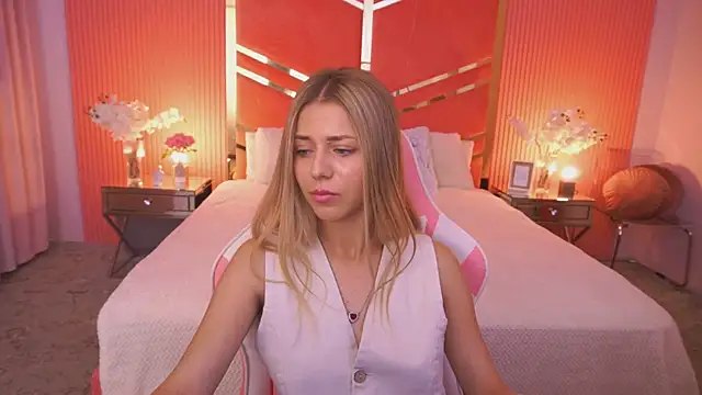 DoveLovee online show from 12, 6, 2026