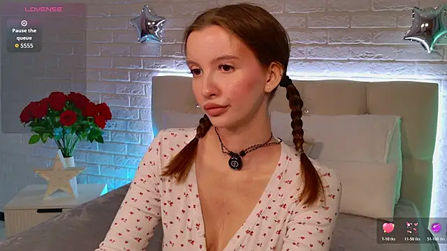 Molly  Quinn online show from 7, 6, 2026