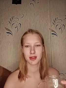 Snapshot of Tanya_Savel chatting on 4, 5, 2026 Tanya Savel online show from 4, 5, 2026