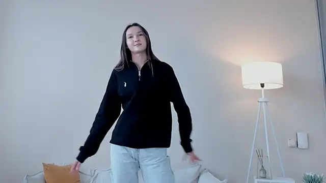 MellieLaliberte online show from 18, 4, 2026