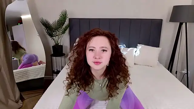 ReginaRose online show from 13, 4, 2026