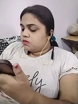 hotsilk21 online show from 14, 6, 2026