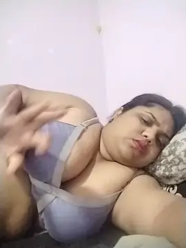 hotsilk21 online show from 2, 8, 2026