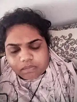 hotsilk21 online show from 15, 4, 2026