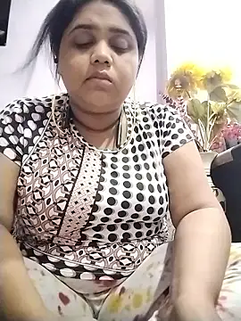 Snapshot of hotsilk21 chatting on 22, 5, 2026 hotsilk21 online show from 22, 5, 2026