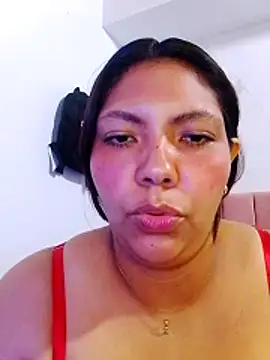 Izel  online show from 21, 5, 2026