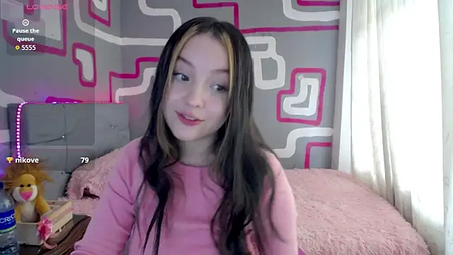 Snapshot of vero_doll12 chatting on 21, 4, 2026 vero doll12 online show from 21, 4, 2026