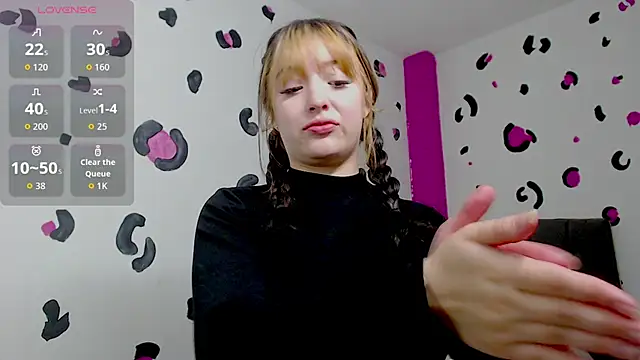Snapshot of vero_doll12 chatting on 28, 5, 2026 vero doll12 online show from 28, 5, 2026