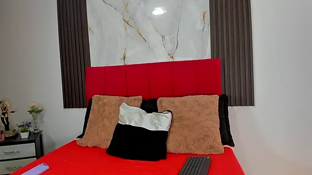 samanta  fox online show from 10, 4, 2026