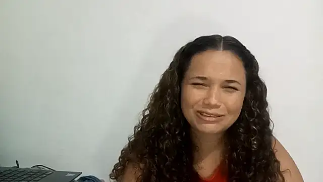 AlesiaDelross online show from 20, 4, 2026