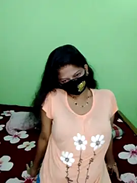 Snapshot of black-woman chatting on 12, 5, 2026 black-woman online show from 12, 5, 2026