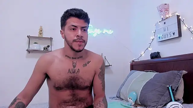 Snapshot of PipeAfterNight chatting on 14, 4, 2026 PipeAfterNight online show from 14, 4, 2026