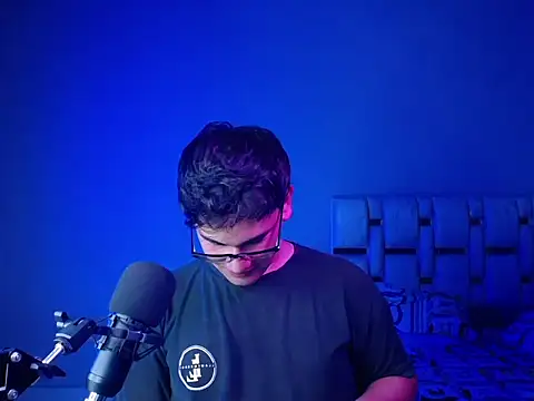 Andruetxx online show from 13, 4, 2026