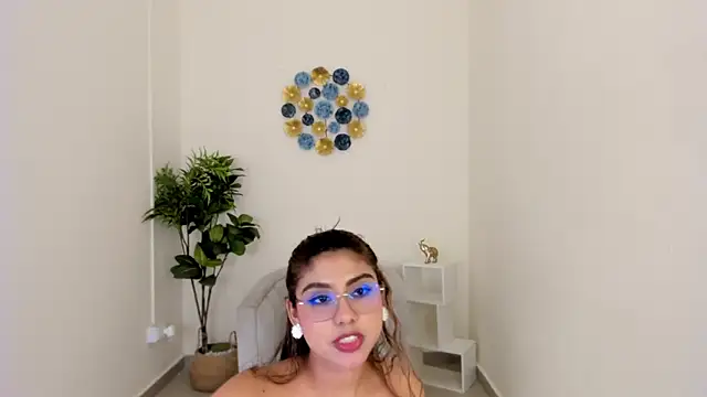 Mallory Lee online show from 31, 5, 2026