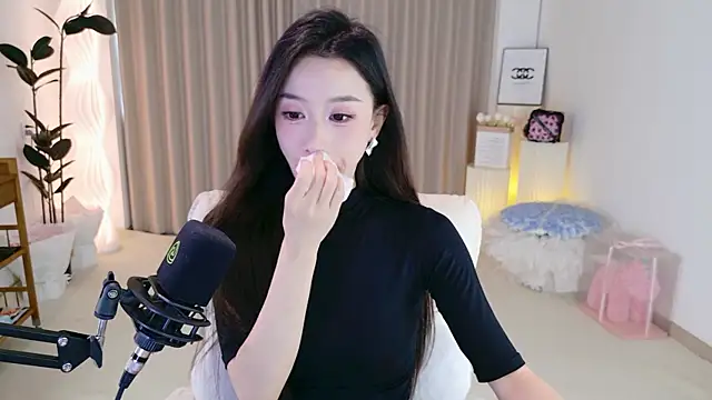 Snapshot of Dancing-CoCo-Pro chatting on 29, 5, 2026 Dancing-CoCo-Pro online show from 29, 5, 2026