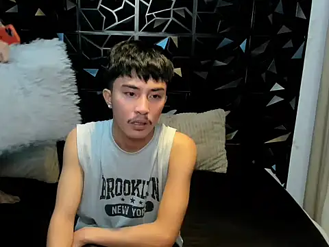 Snapshot of roberthugecock chatting on 23, 4, 2026 roberthugecock online show from 23, 4, 2026