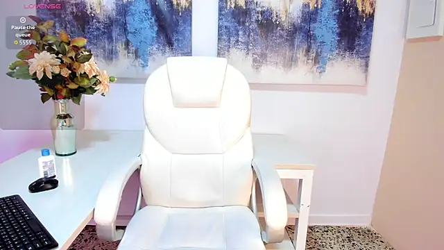 Snapshot of madydoll_ chatting on 19, 6, 2026 madydoll online show from 19, 6, 2026