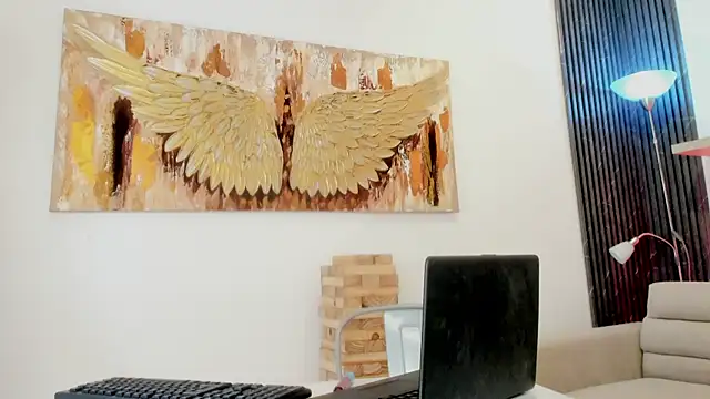 ivania lua online show from 13, 4, 2026