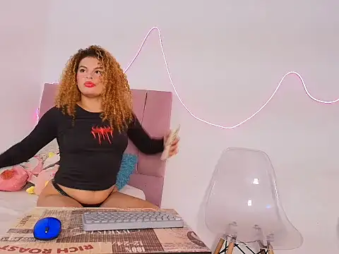 Michellblue online show from 7, 5, 2026