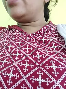 Snapshot of Monika_telugu_queen chatting on 13, 4, 2026 Monika telugu queen online show from 13, 4, 2026