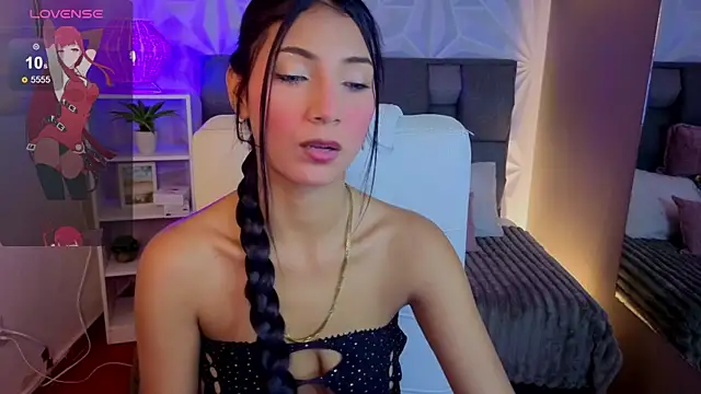 Perlaa moon  online show from 27, 5, 2026