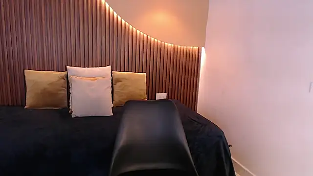 Candy xox11 online show from 20, 5, 2026