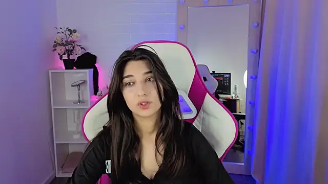JasminAvily online show from 19, 4, 2026