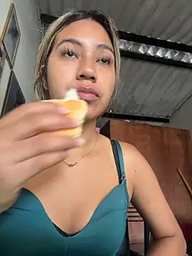 Kimmiebellarie online show from 14, 6, 2026