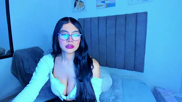 britanny jones1 online show from 3, 6, 2026