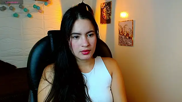 Snapshot of rosaleia_ chatting on 6, 6, 2026 rosaleia online show from 6, 6, 2026