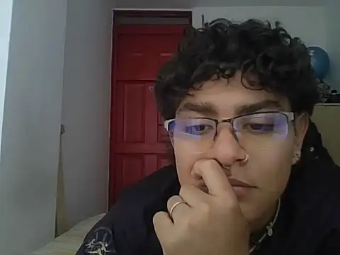 xhecho uzumaki online show from 7, 5, 2026