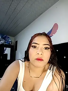 Maddy sm online show from 4, 5, 2026