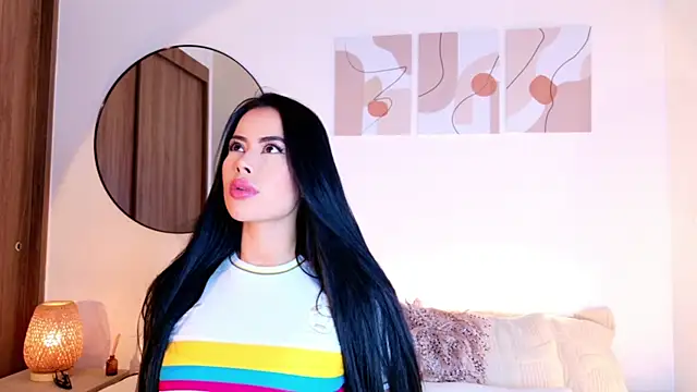 Snapshot of KimberlyWalton chatting on 4, 7, 2026 KimberlyWalton online show from 4, 7, 2026